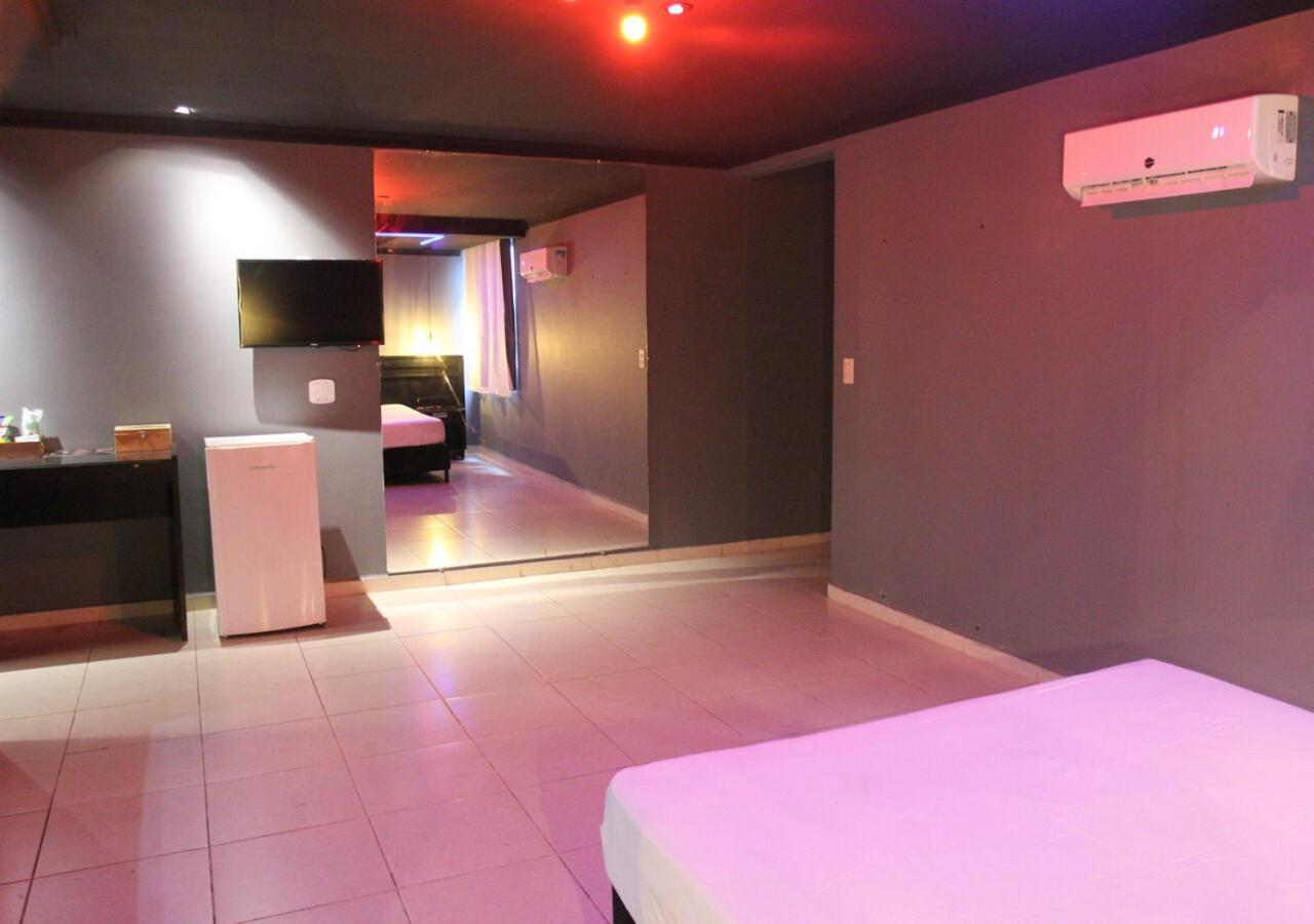 Gran Motel Taguatinga Zewnętrze zdjęcie